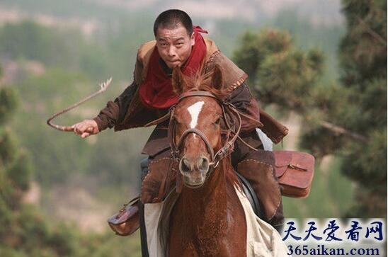 快马加鞭的意思是什么？快马加鞭的典故介绍