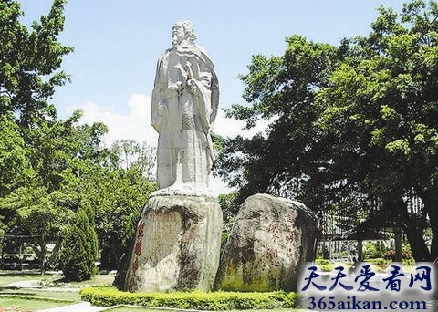 宋末宰相文天祥拒绝降元：其妻女被逼成为元朝宫奴