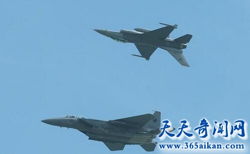 F-15SG战机1.jpg