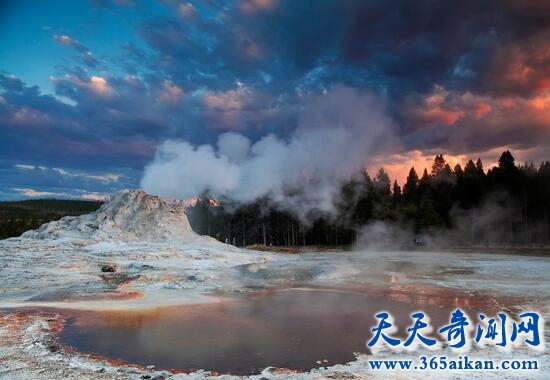 黄石公园火山爆发是玛雅人预言吗？揭秘黄石公园火山下面是什么东西