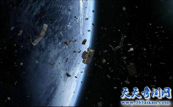 地球轨道上的太空垃圾是怎么产生的？