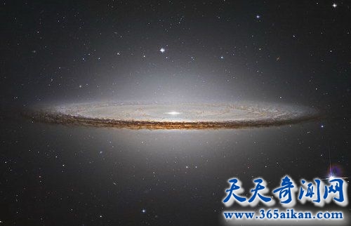 宇宙加速膨胀是因为什么？宇宙加速膨胀会导致时间变快吗？