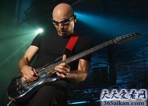 Joe Satriani.jpg