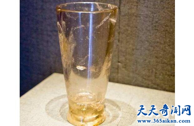 水晶杯.jpg