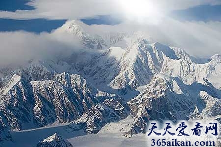 盘点地球上的十大夺命雪山，开启您的雪山冒险之旅