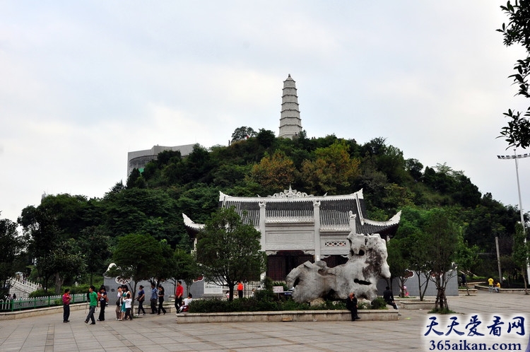 细数中国西部十大美景有哪些？中国西部十大美景美图赏析