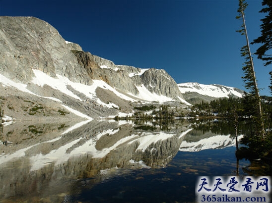 细数世界上最美丽的十大高山湖有哪些？世界上最美丽的十大高山湖美图赏析