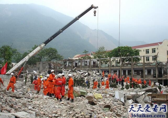 四川汶川县发生8.0级大地震.jpg