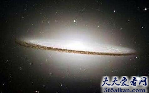 草帽星系