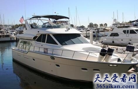 Bayliner 57881.jpg