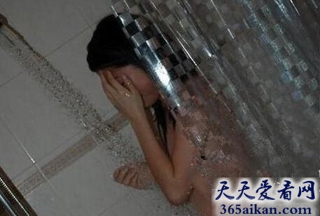 梦见女友洗澡好不好？梦见女友洗澡预示着什么？