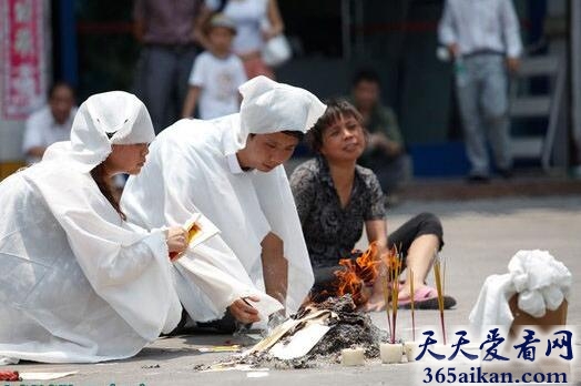 梦见同事死了是什么意思？梦见同事死了预示着什么？