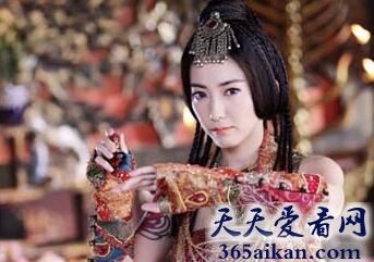 《女医明妃传》对明英宗朱祁镇恋恋不舍的脱不花最后嫁给朱祁镇没？