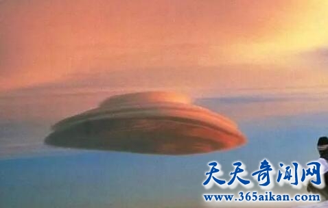 粉红色UFO1.jpg