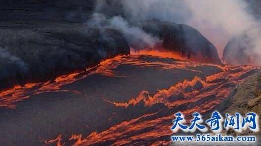 探索火山爆发形成的地球奇景！